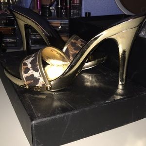 Dolce & Gabbana Leopard Shoes